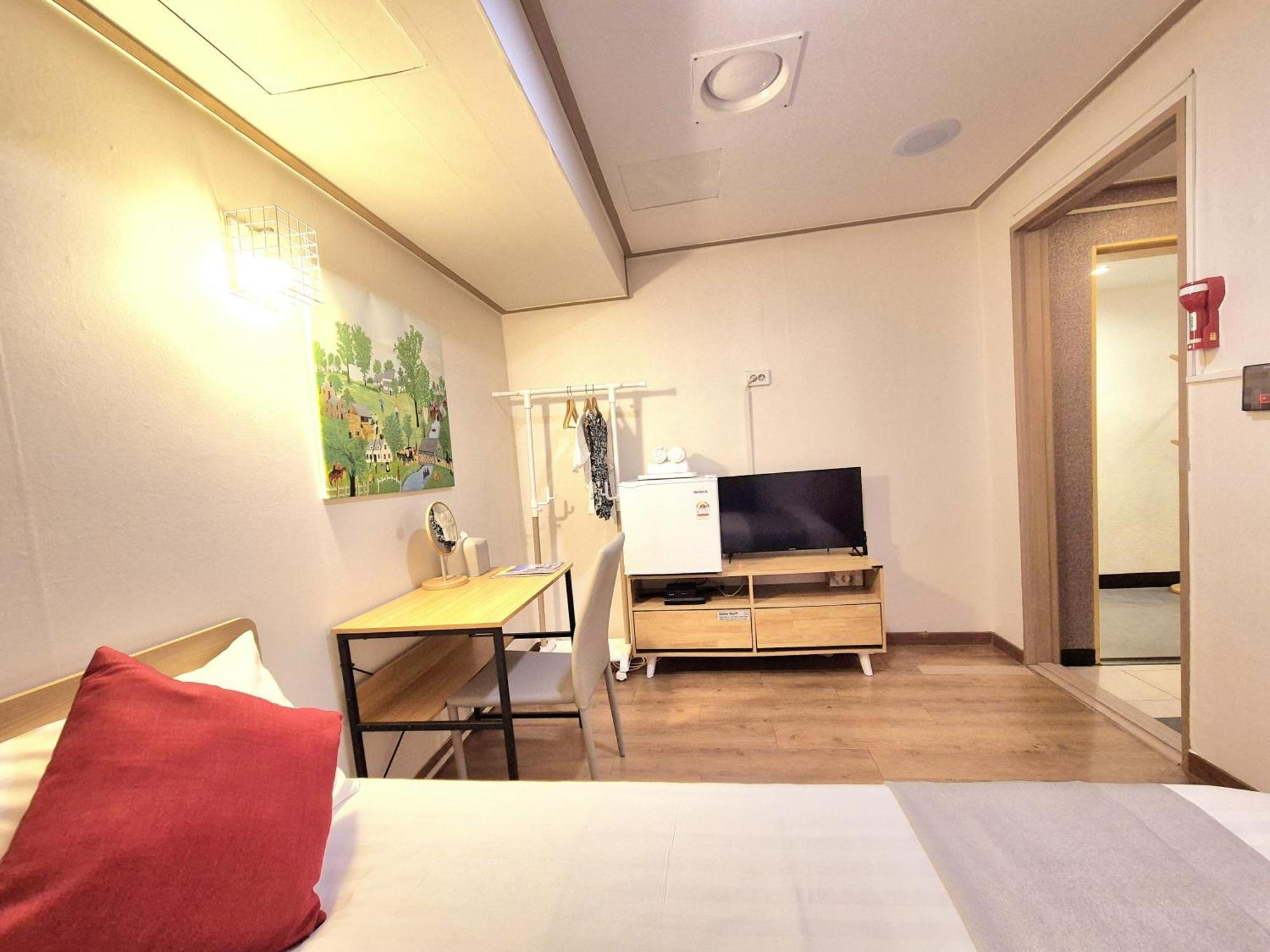 K'Stay Sinchon Seoul Bagian luar foto
